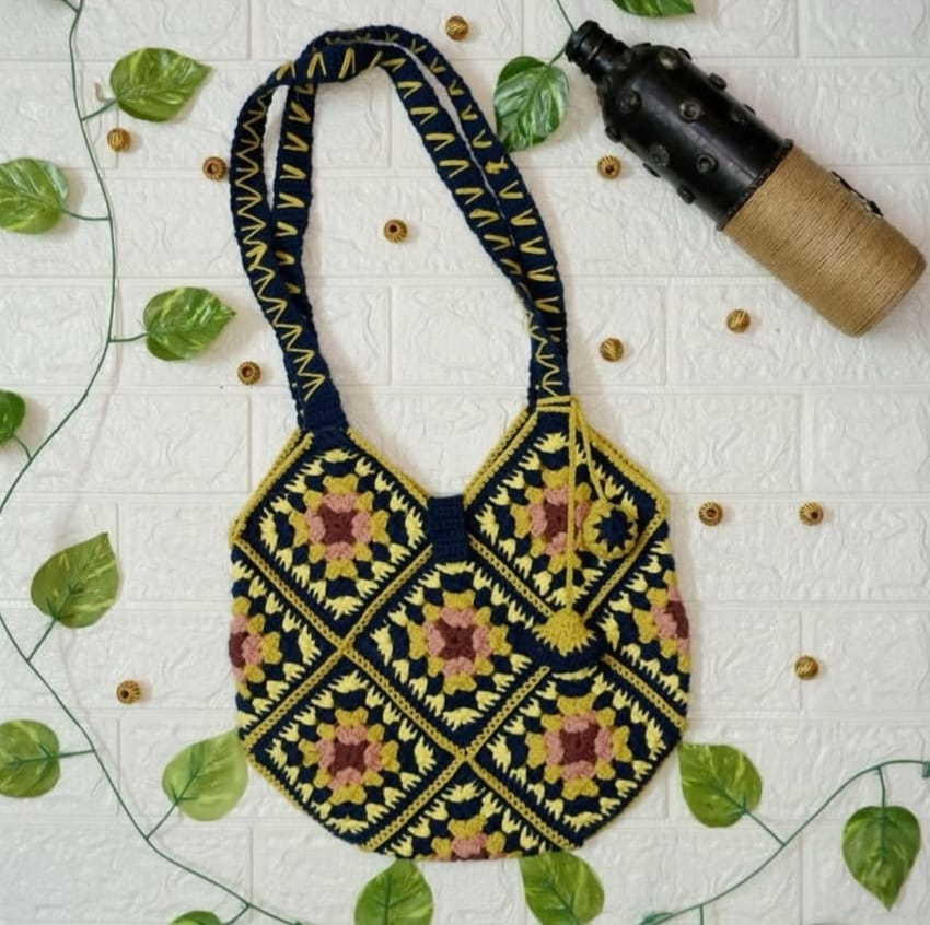 Sweetheart Crochet Tote Bag 003