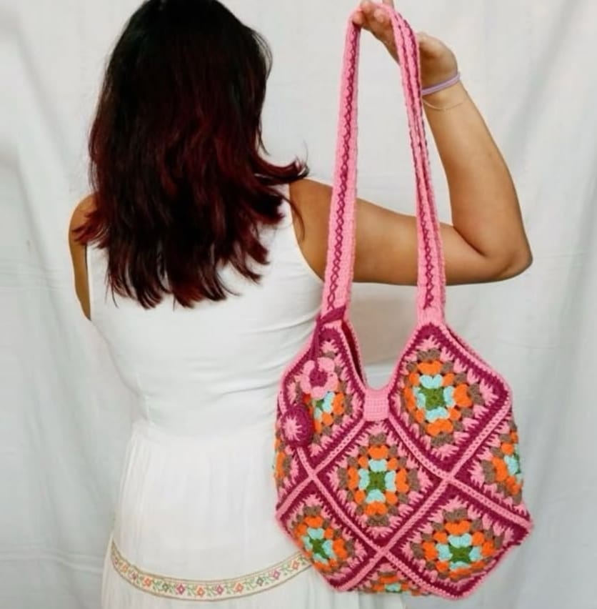 Sweetheart Crochet Tote Bag 002
