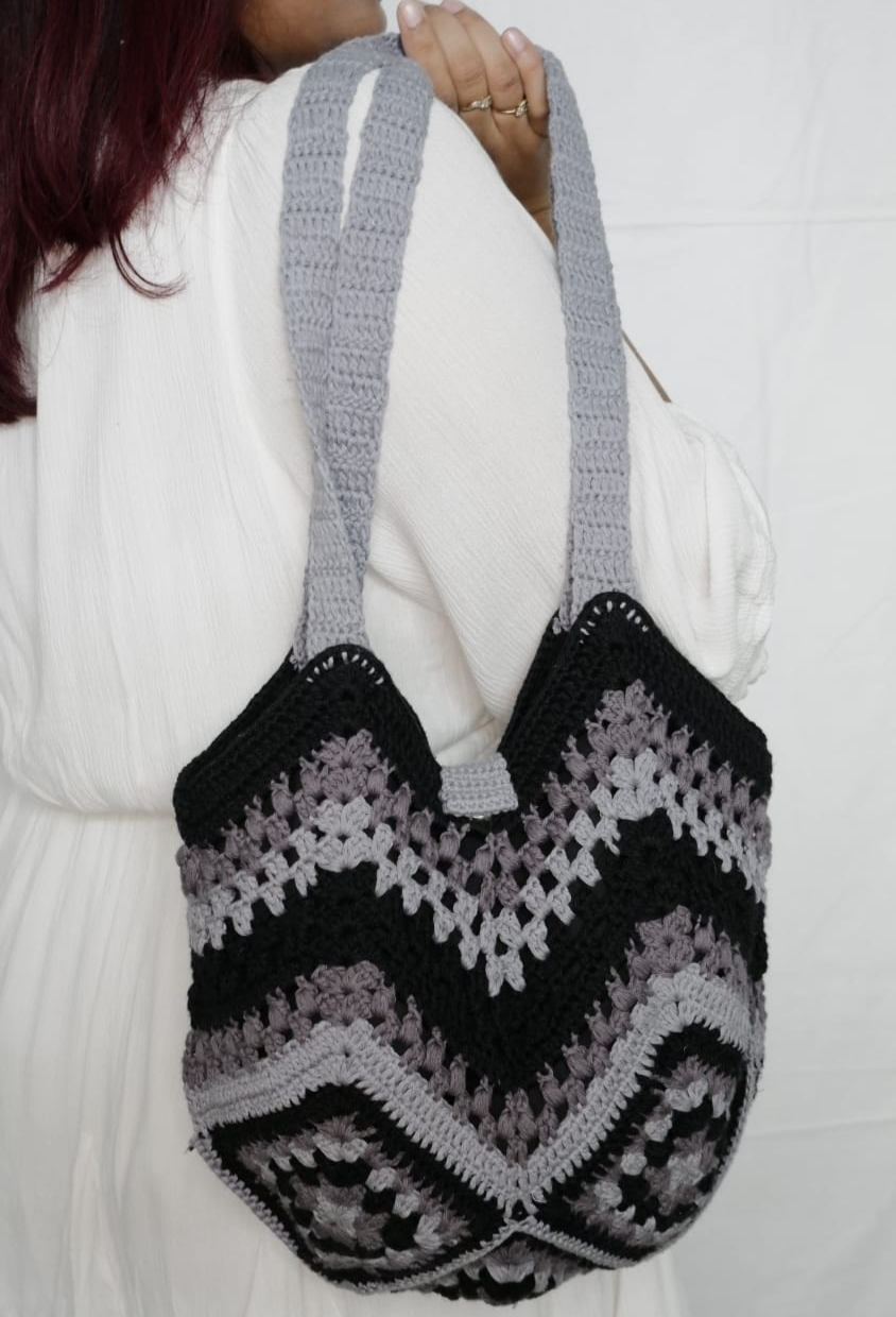 Sweetheart Crochet Tote Bag 008